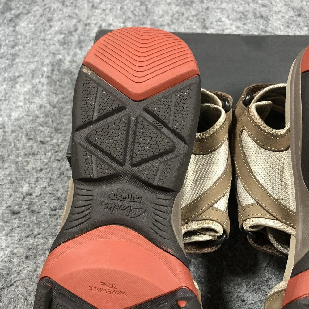 Clarks WaveWalk Sandals Mens 12 Tan Suede Adjustable Sport Water Friendly